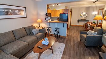 Timberline Lodges by Fernie Lodging Co