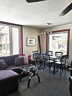 Timberline Lodges by Fernie Lodging Co
