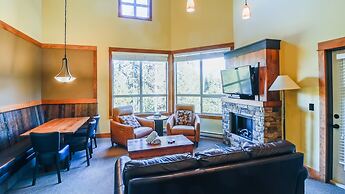 Timberline Lodges by Fernie Lodging Co