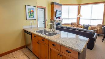 Timberline Lodges by Fernie Lodging Co