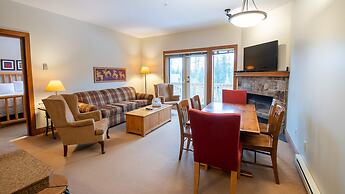 Timberline Lodges by Fernie Lodging Co
