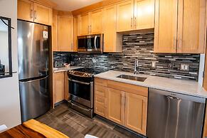 Timberline Lodges by Fernie Lodging Co