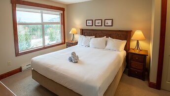 Timberline Lodges by Fernie Lodging Co