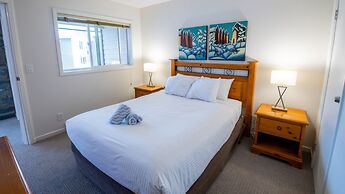 Timberline Lodges by Fernie Lodging Co