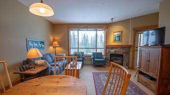 Timberline Lodges by Fernie Lodging Co