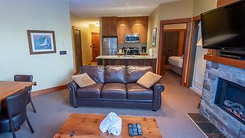 Timberline Lodges by Fernie Lodging Co