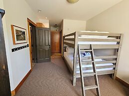 Timberline Lodges by Fernie Lodging Co