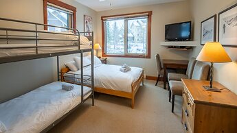Timberline Lodges by Fernie Lodging Co
