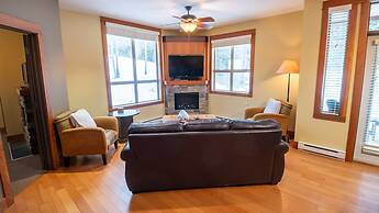 Timberline Lodges by Fernie Lodging Co