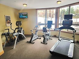 Timberline Lodges by Fernie Lodging Co