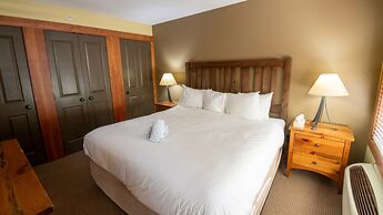 Timberline Lodges by Fernie Lodging Co