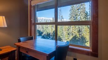 Timberline Lodges by Fernie Lodging Co