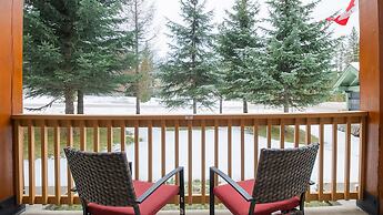 Timberline Lodges by Fernie Lodging Co