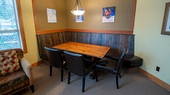 Timberline Lodges by Fernie Lodging Co