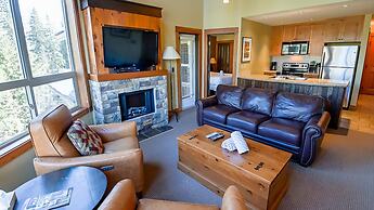 Timberline Lodges by Fernie Lodging Co