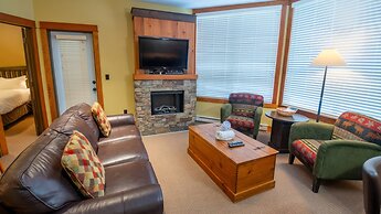 Timberline Lodges by Fernie Lodging Co