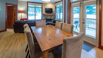 Timberline Lodges by Fernie Lodging Co