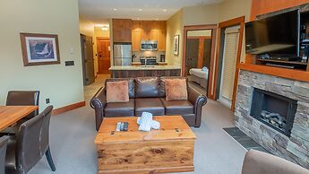 Timberline Lodges by Fernie Lodging Co