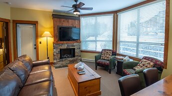 Timberline Lodges by Fernie Lodging Co