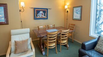 Timberline Lodges by Fernie Lodging Co