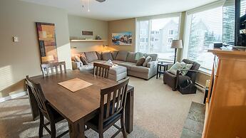 Timberline Lodges by Fernie Lodging Co