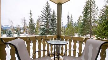 Timberline Lodges by Fernie Lodging Co