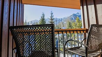 Timberline Lodges by Fernie Lodging Co
