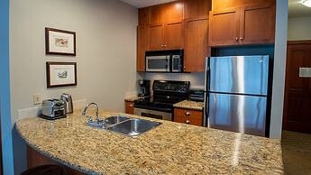 Timberline Lodges by Fernie Lodging Co