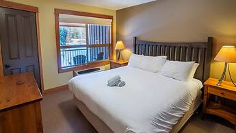 Timberline Lodges by Fernie Lodging Co