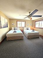 Timberline Lodges by Fernie Lodging Co