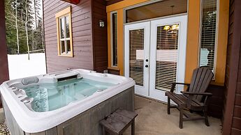 Timberline Lodges by Fernie Lodging Co