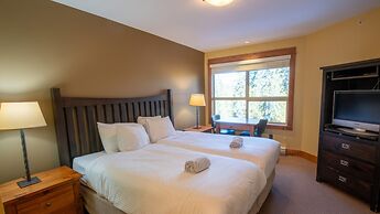 Timberline Lodges by Fernie Lodging Co