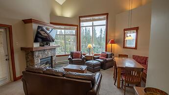 Timberline Lodges by Fernie Lodging Co