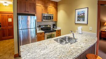 Timberline Lodges by Fernie Lodging Co