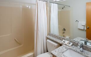 Timberline Lodges by Fernie Lodging Co