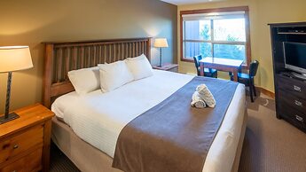 Timberline Lodges by Fernie Lodging Co