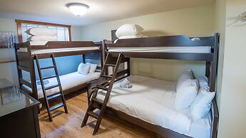 Timberline Lodges by Fernie Lodging Co