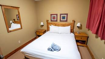 Timberline Lodges by Fernie Lodging Co