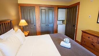 Timberline Lodges by Fernie Lodging Co