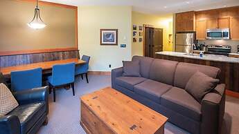 Timberline Lodges by Fernie Lodging Co