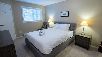 Timberline Lodges by Fernie Lodging Co