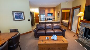 Timberline Lodges by Fernie Lodging Co