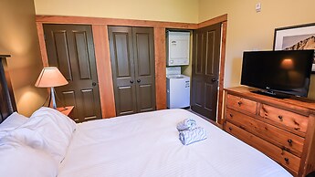 Timberline Lodges by Fernie Lodging Co