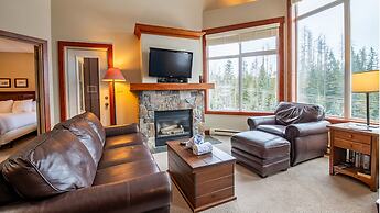 Timberline Lodges by Fernie Lodging Co