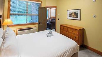 Timberline Lodges by Fernie Lodging Co