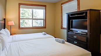 Timberline Lodges by Fernie Lodging Co