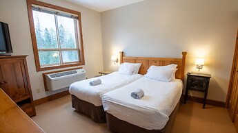 Timberline Lodges by Fernie Lodging Co