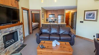 Timberline Lodges by Fernie Lodging Co