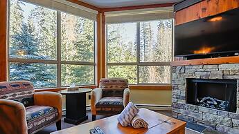 Timberline Lodges by Fernie Lodging Co