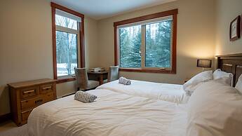 Timberline Lodges by Fernie Lodging Co
